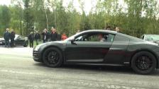 ABT Audi R8 V10 5,2 R-tronic vs Ferrari 458 Italia 12