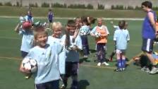 Full fart på Djurgårdens sommarfotbollsskola
