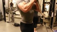 Biceps övning